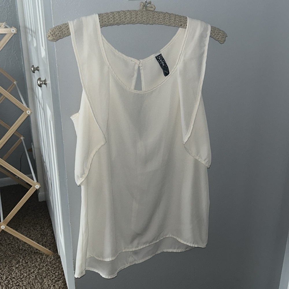 Statement sleeve blouse